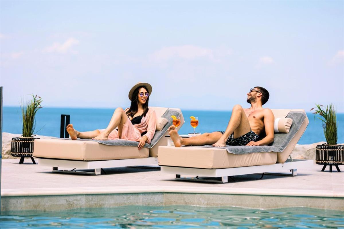 Akrotiri Olympus Luxury Suites - Adults Only Plaka Litochorou Exterior foto